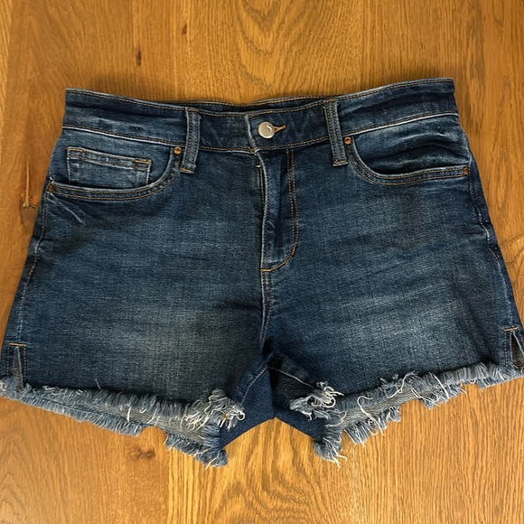 Joe's Jeans Pants - Joe’s cut off denim shorts Size 28